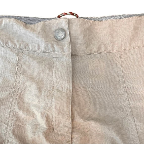 Woolrich Nylon Outdoor Adventure Shorts with Mesh Vent in Dark Stone - Picture 2 of 10